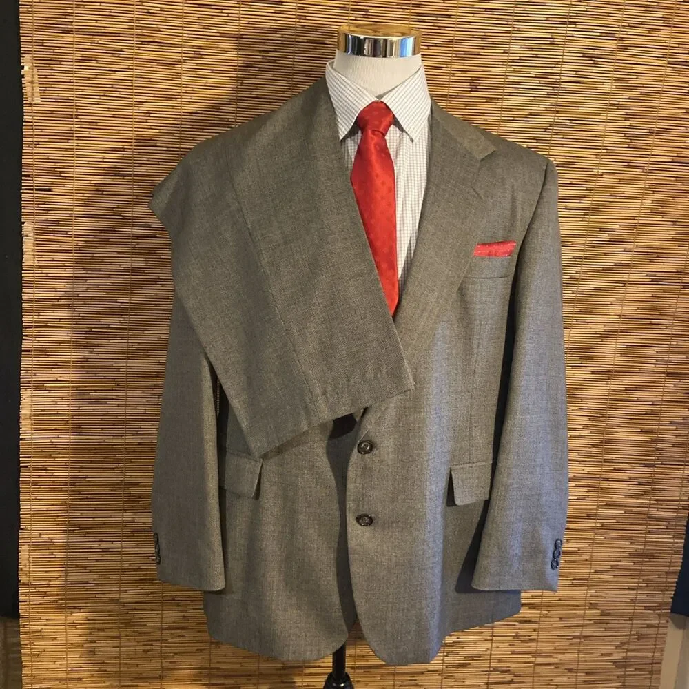 Vintage Classic 2 Piece Suit Men’s Size 46 Gray Jacket & Pants Made In USA